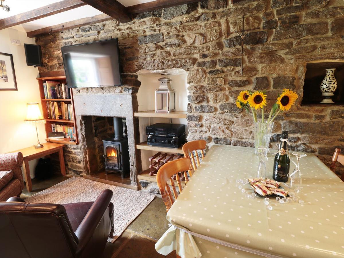 Buttercup Cottage Castleton  Extérieur photo